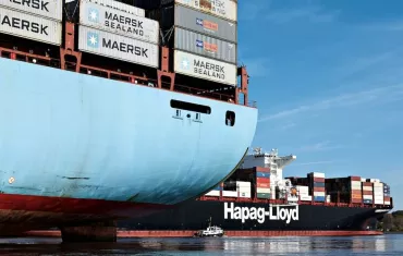 Maersk Hapag-Lloyd Suez