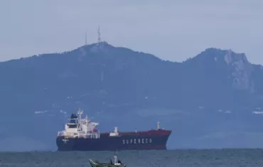 Somali pirates tanker Sibu 1